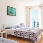 Сasa de vacaciones Stone House With Two Balconies And The Sea View *